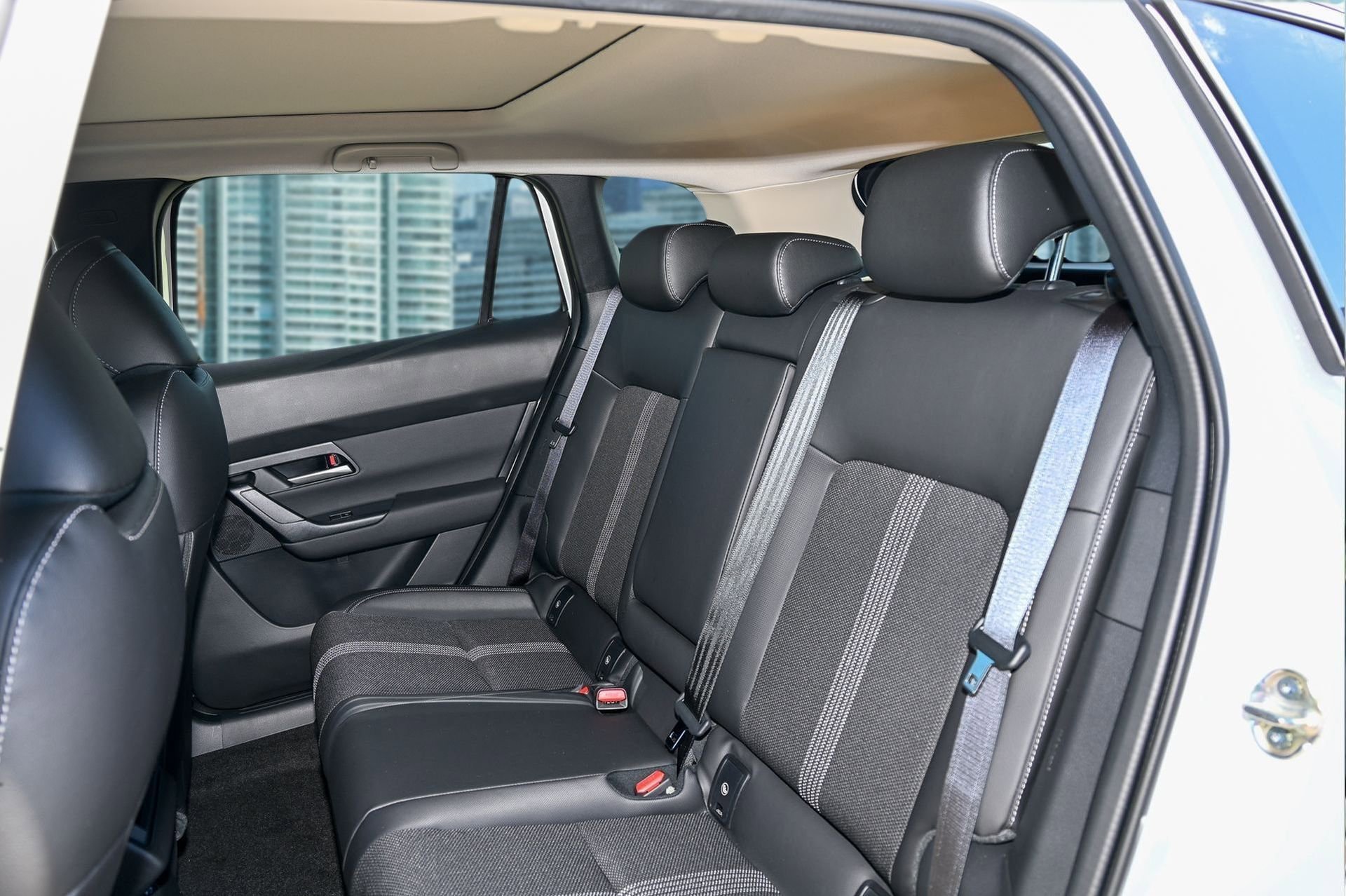 New 2026 MAZDA CX-50 2.5 Hybrid w/ Weather Package image 7