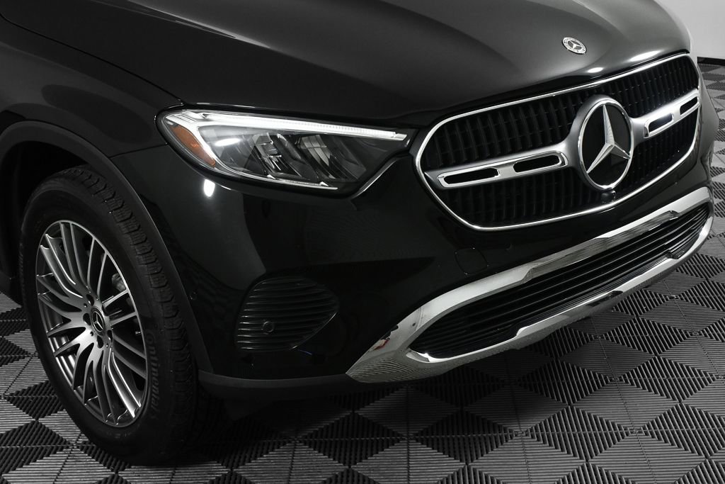 Certified 2024 Mercedes-Benz GLC 300 4MATIC image 35