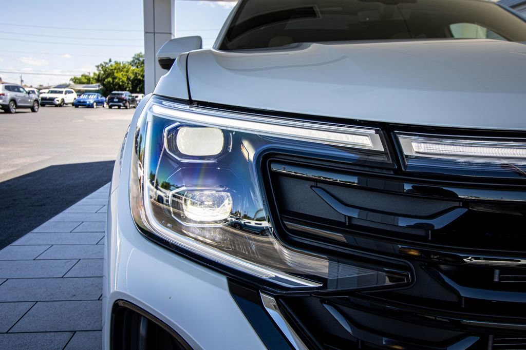 New 2026 Volkswagen Atlas Cross Sport SEL AWD/4WD image 6