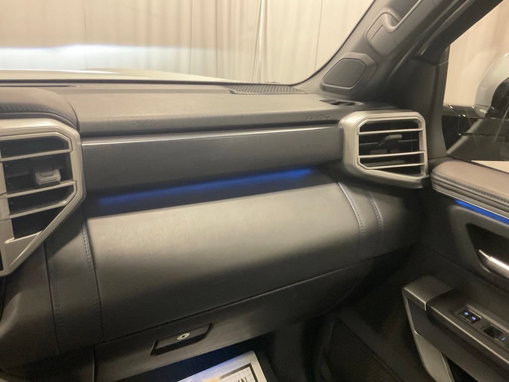 Used 2024 Toyota Tundra Platinum AWD/4WD image 27