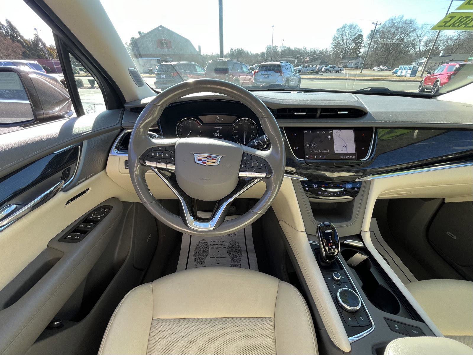 Used 2020 Cadillac XT6 Premium Luxury image 4