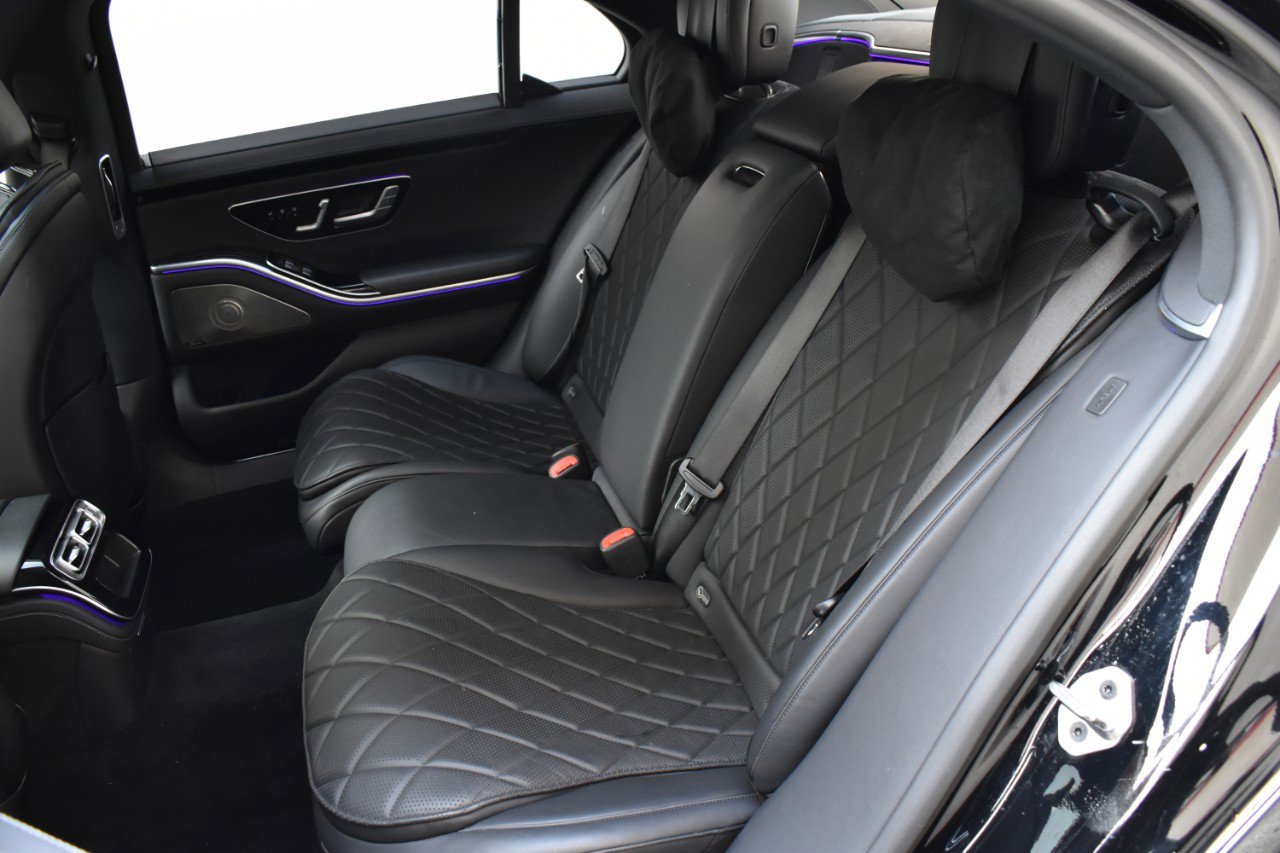 Used 2021 Mercedes-Benz S 580 4MATIC w/ AMG Line image 18