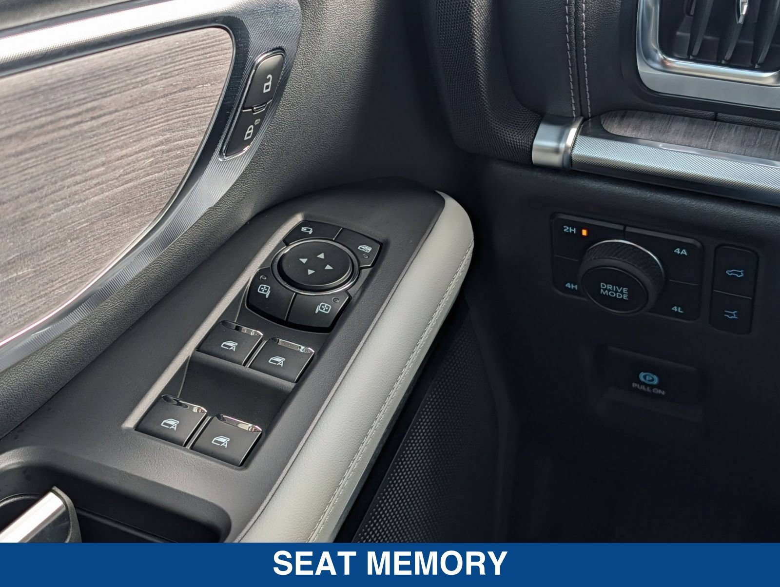 New 2026 Ford Expedition Max Platinum w/ Platinum Ultimate Package AWD/4WD image 29