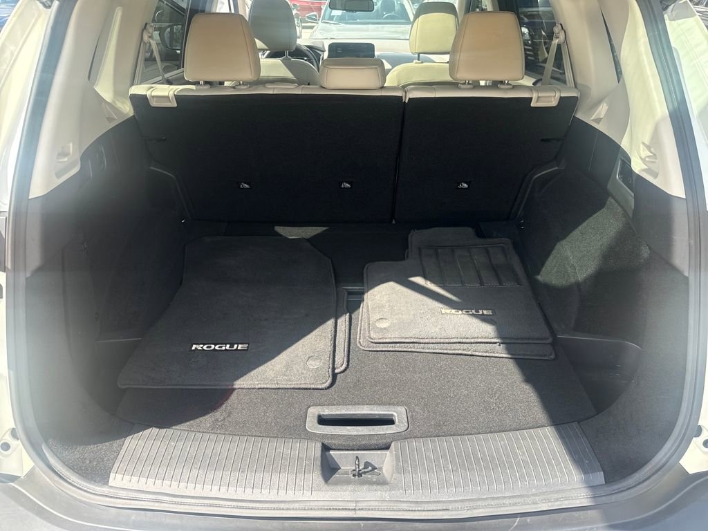 Used 2021 Nissan Rogue SL w/ Premium Package image 25