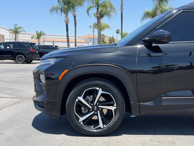 Used 2023 Chevrolet TrailBlazer RS w/ Sun and Liftgate Package FWD image 22