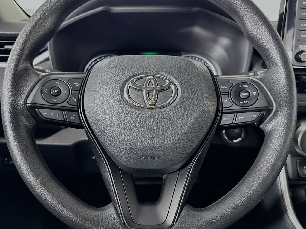 Used 2022 Toyota RAV4 XLE AWD/4WD image 37