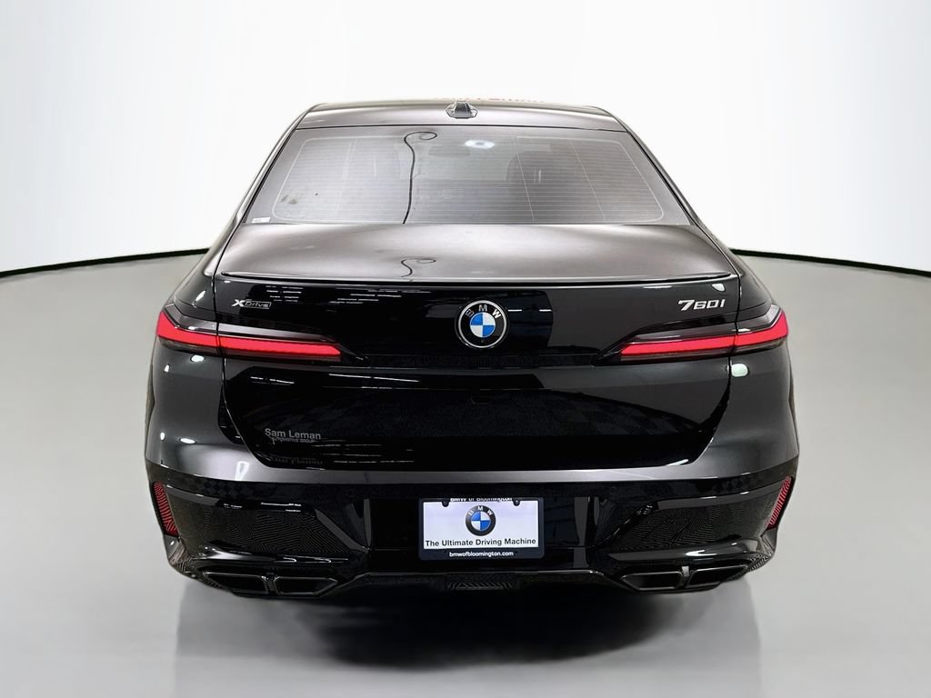 Used 2025 BMW 760i xDrive AWD/4WD image 6