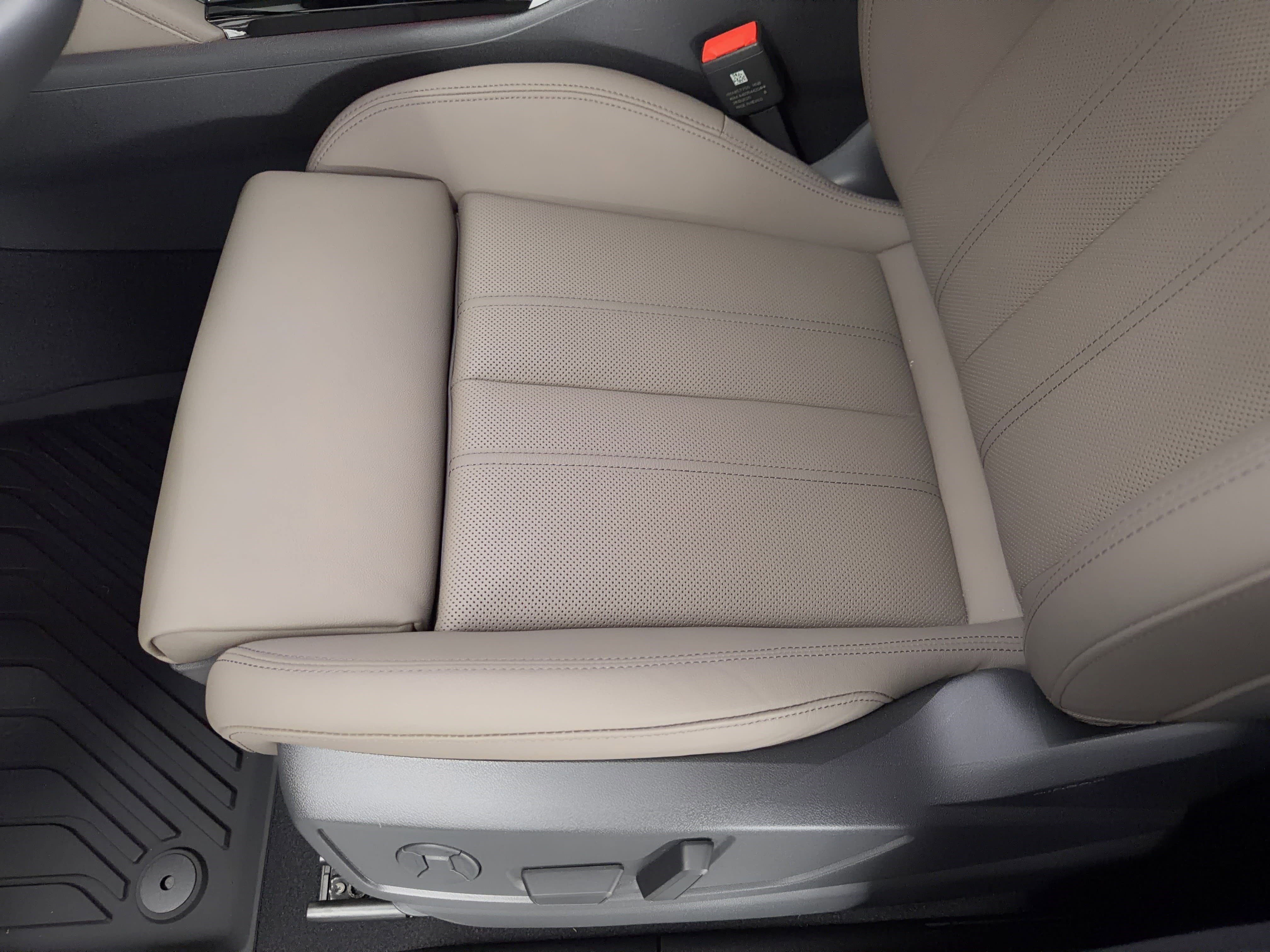 New 2025 Audi Q5 Prestige image 16