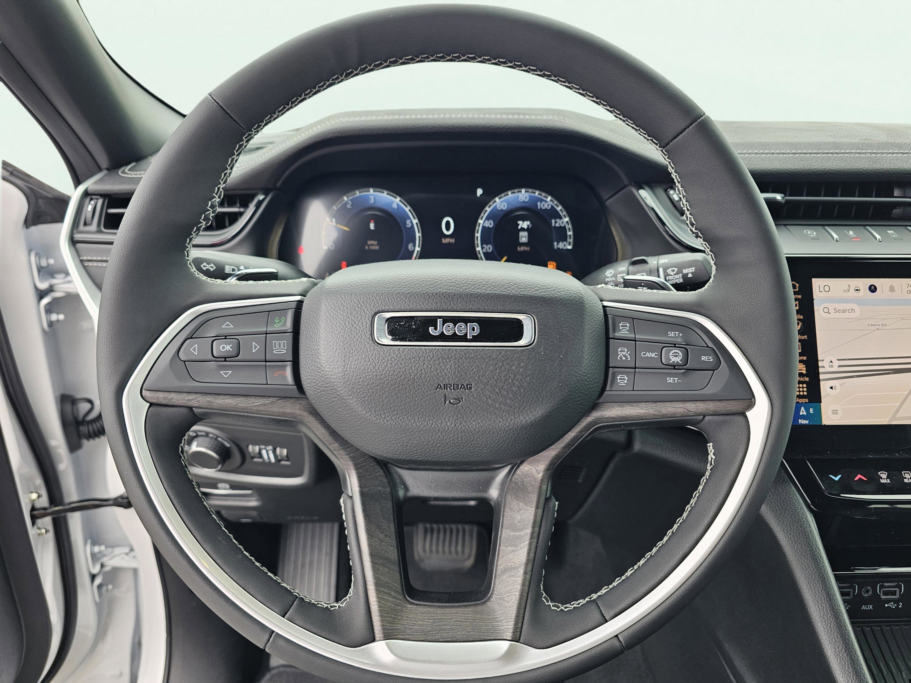 New 2026 Jeep Grand Cherokee Altitude RWD image 19