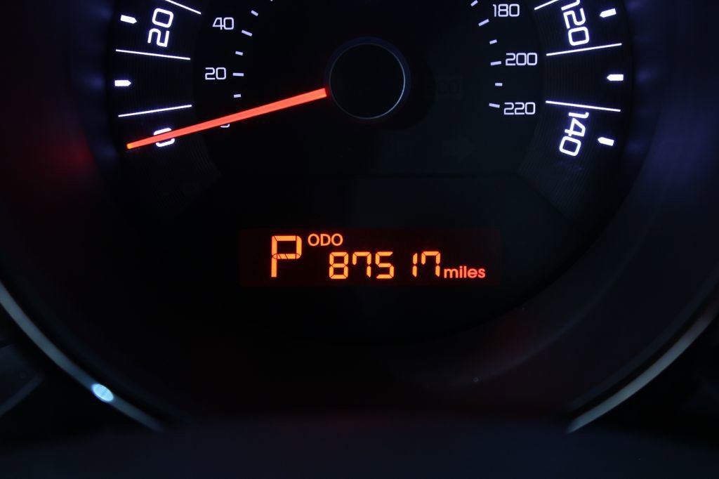 Used 2011 Kia Soul ! FWD image 29