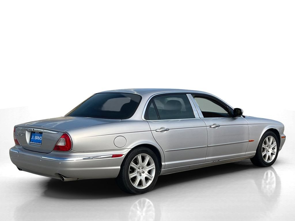 Used 2005 Jaguar XJ8 RWD image 6