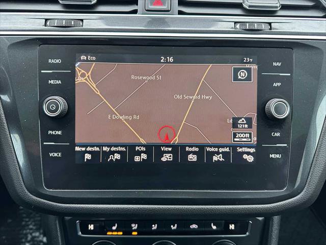 Used 2018 Volkswagen Tiguan SEL image 29