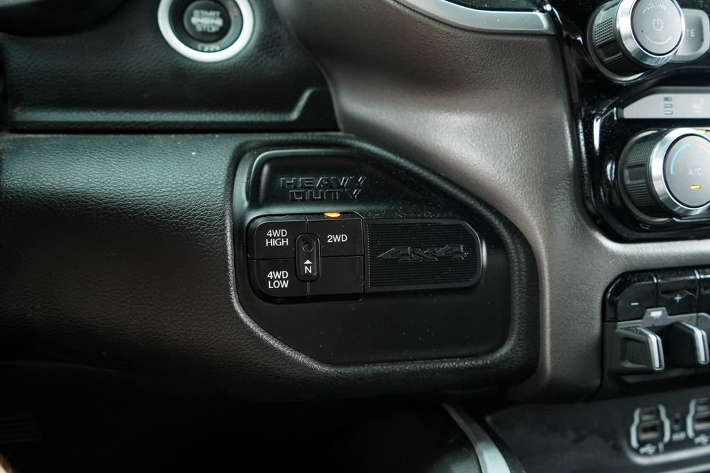 Used 2021 RAM 3500 Big Horn w/ Level B Equipment Group AWD/4WD image 28