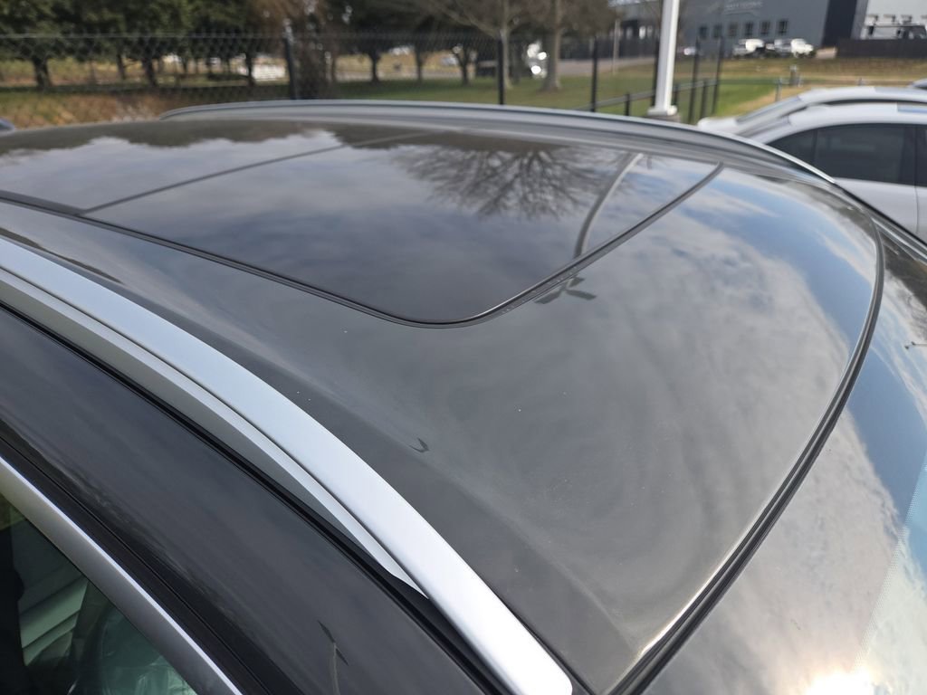 New 2026 BMW X5 xDrive40i w/ Climate Comfort Package image 3