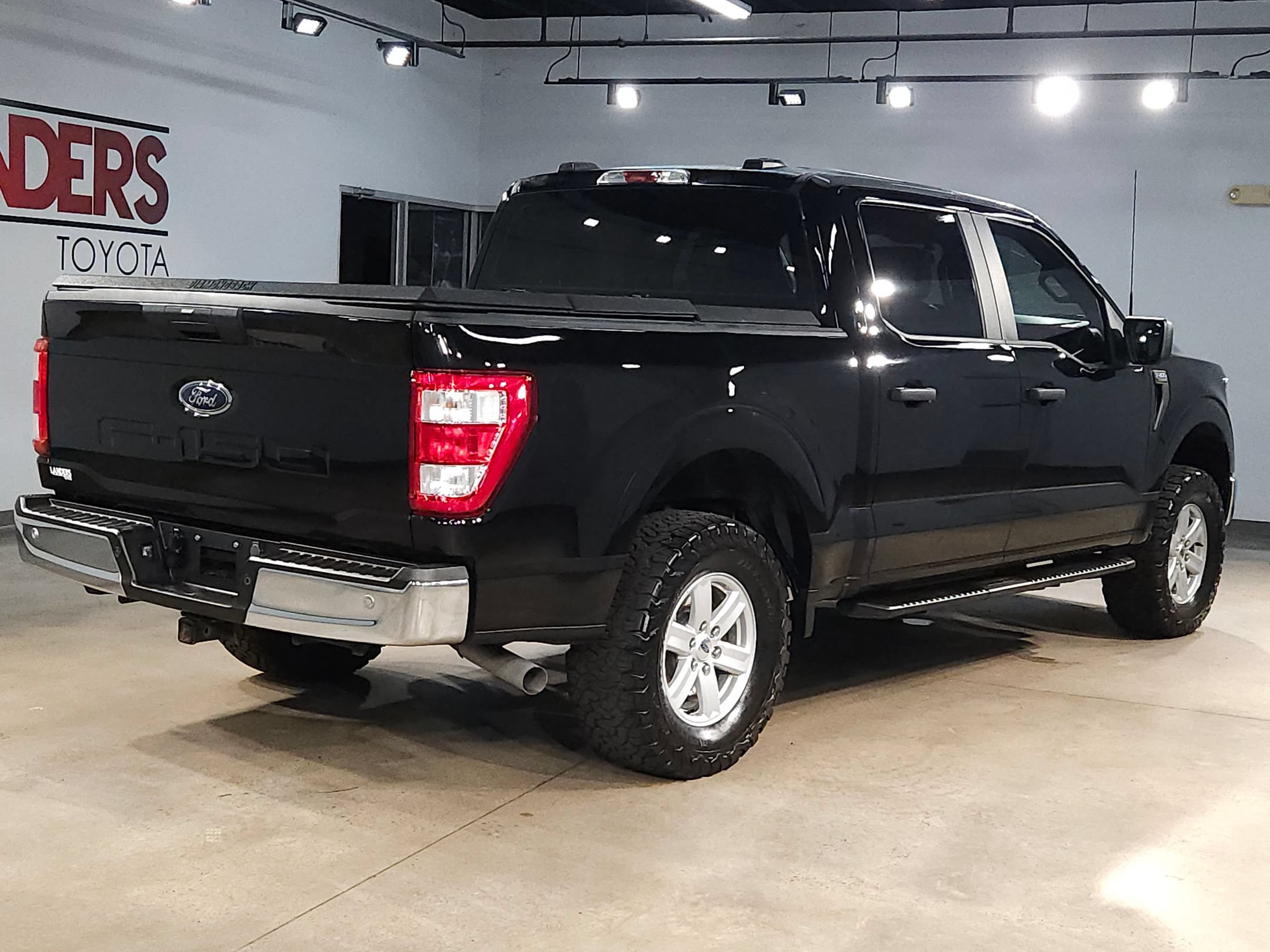 Used 2023 Ford F150 XL w/ Trailer Tow Package AWD/4WD image 7