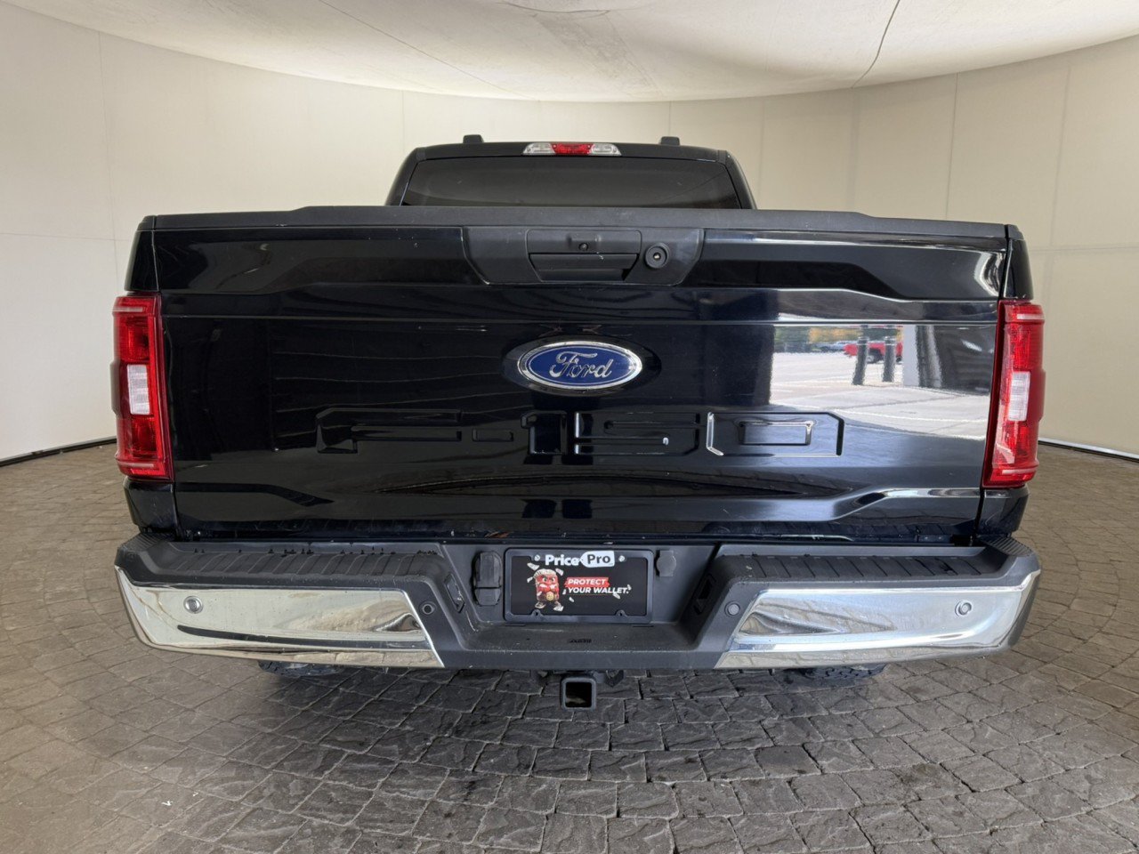 Used 2023 Ford F150 XLT w/ Trailer Tow Package AWD/4WD image 7
