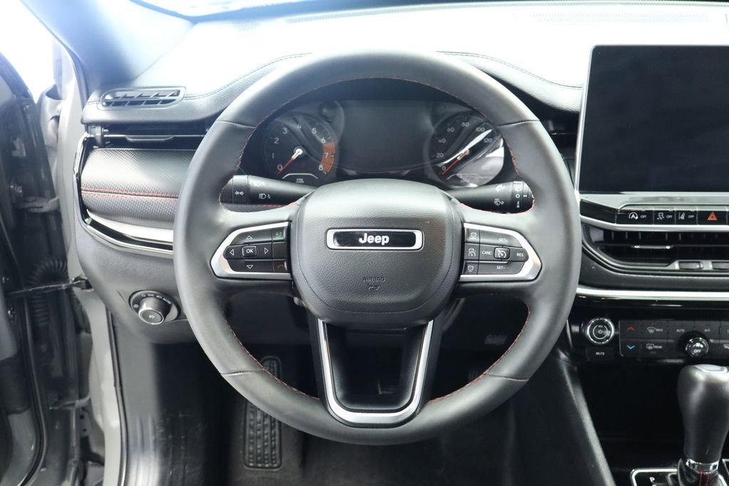 Used 2023 Jeep Compass Trailhawk w/ Sun and Sound Group AWD/4WD image 27