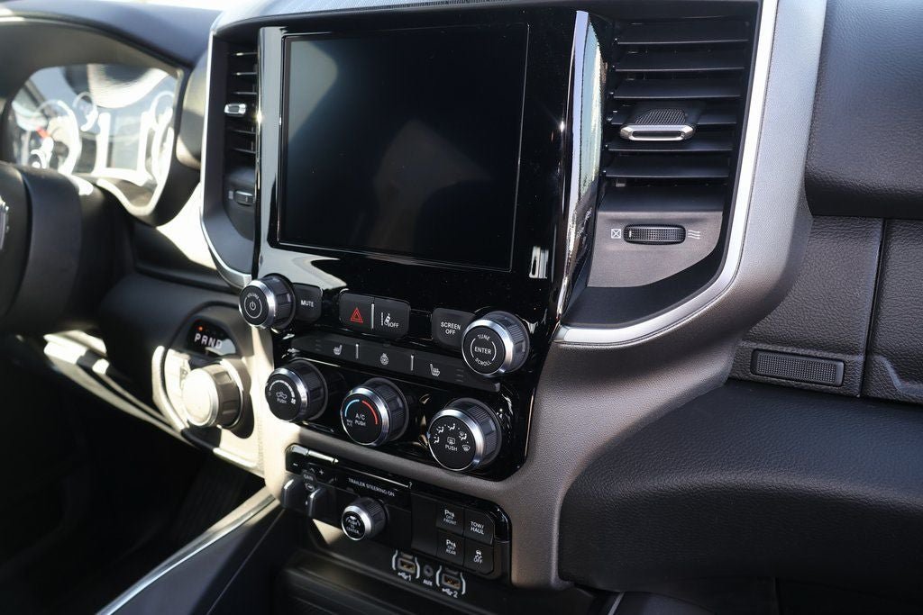 New 2026 RAM 1500 Big Horn AWD/4WD image 9