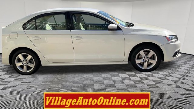 Used 2013 Volkswagen Jetta TDI FWD image 47