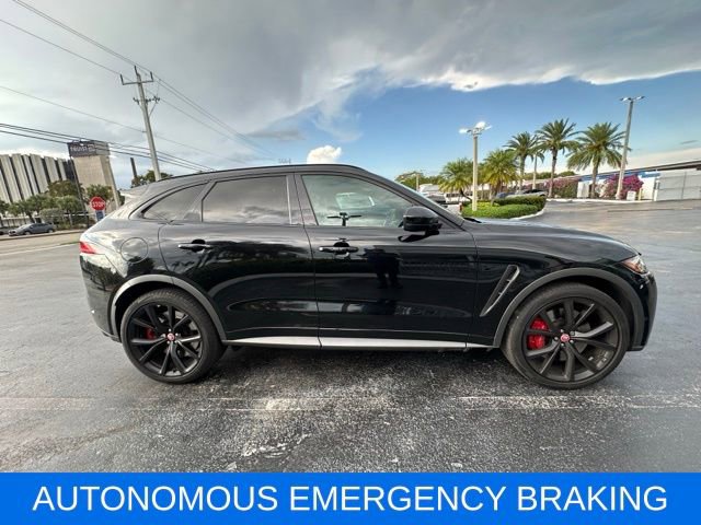Used 2020 Jaguar F-PACE SVR image 4