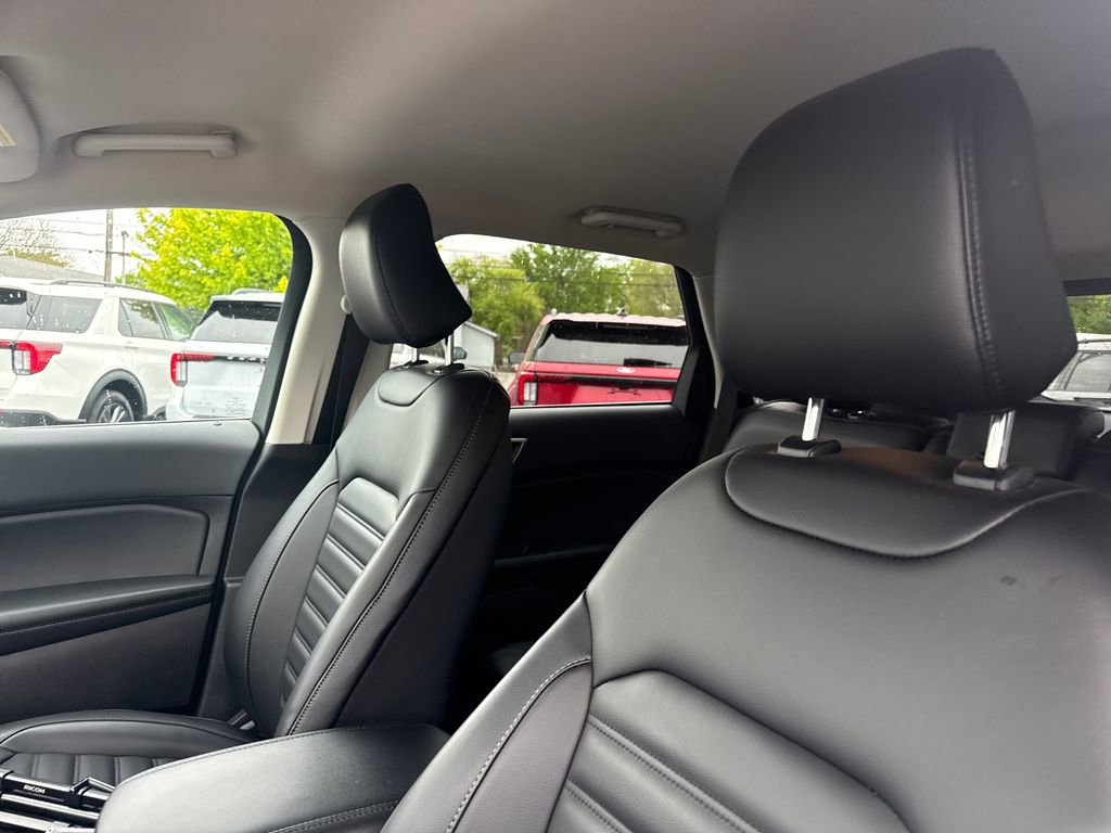 Used 2024 Ford Edge SEL w/ Convenience Package AWD/4WD image 26