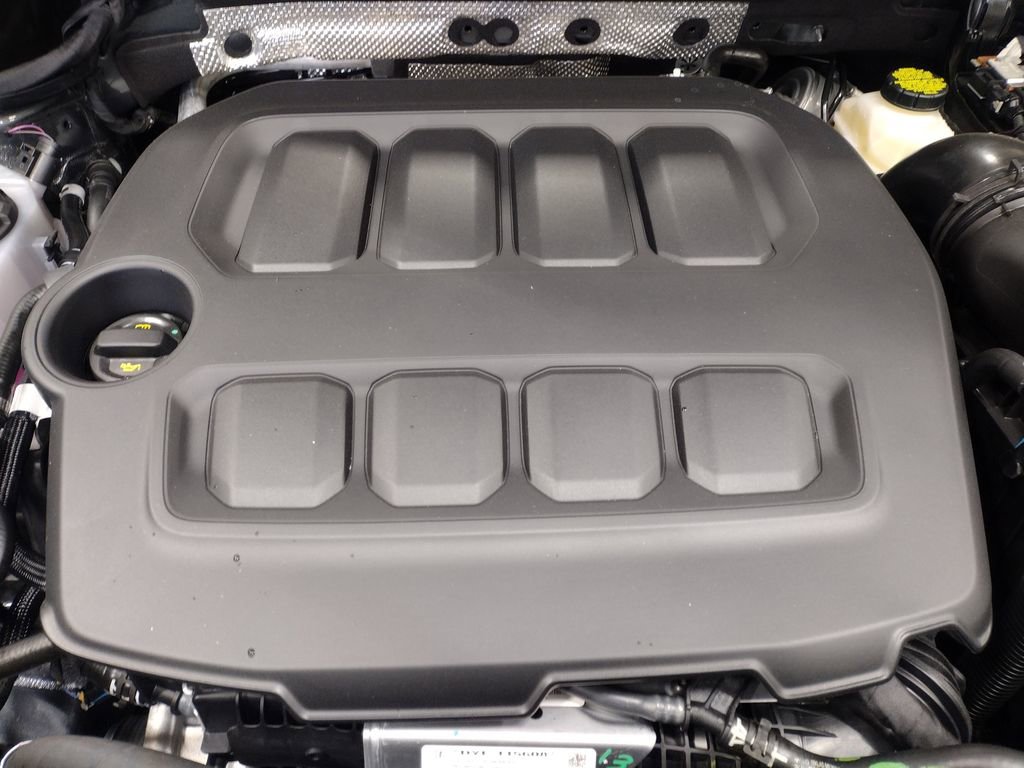 New 2026 Volkswagen Tiguan SE R-Line image 7