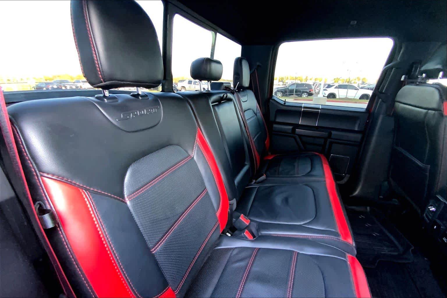 Used 2019 Ford F150 Lariat w/ Equipment Group 502A Luxury AWD/4WD image 17