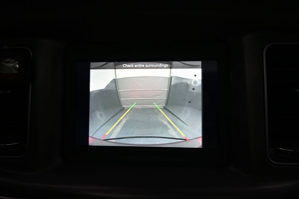 Used 2019 Dodge Charger SXT RWD image 22