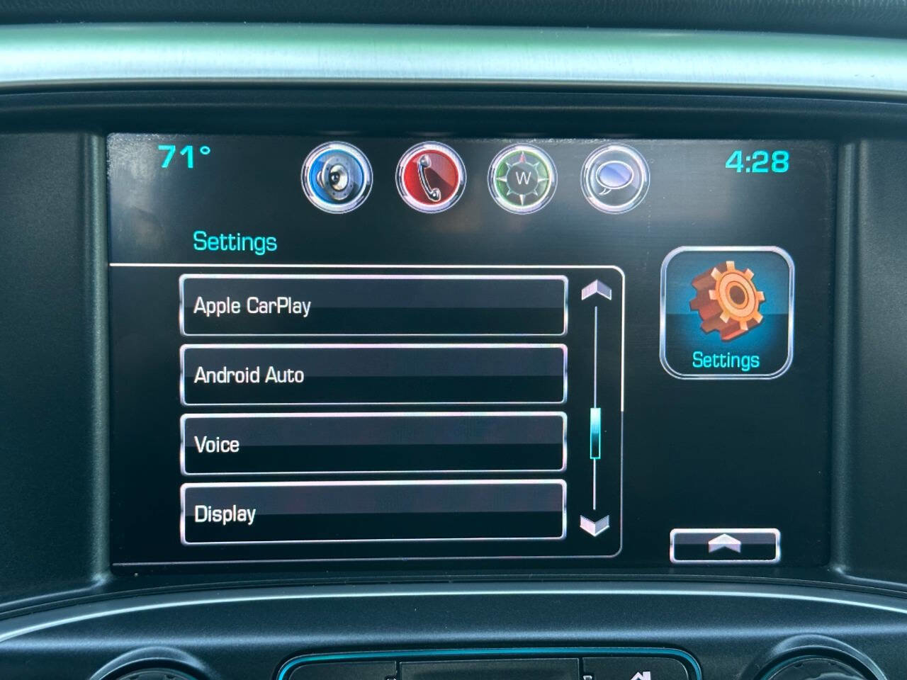 Used 2018 GMC Sierra 1500 SLT w/ SLT Premium Package image 41