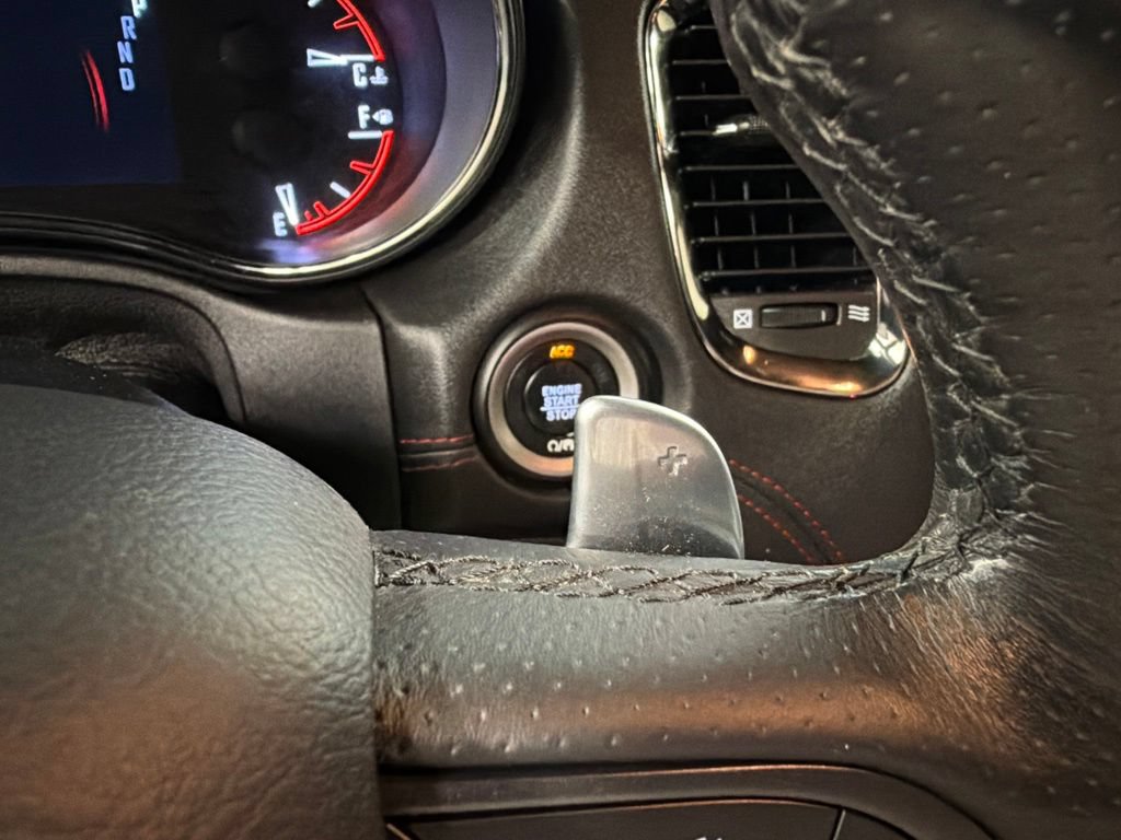 Used 2018 Dodge Durango R/T w/ Technology Group AWD/4WD image 21