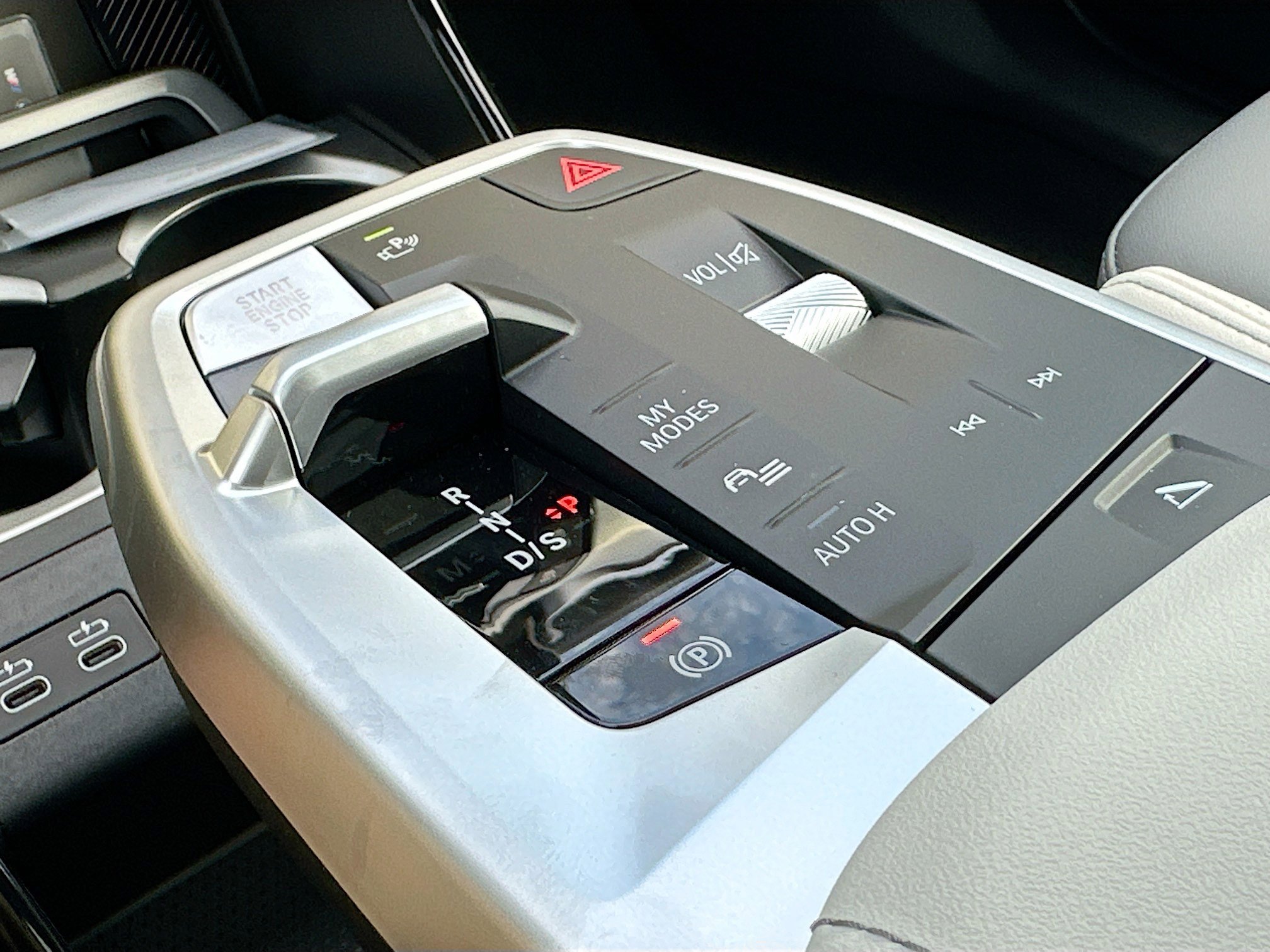 New 2026 BMW X1 xDrive28i w/ Technology Package image 14