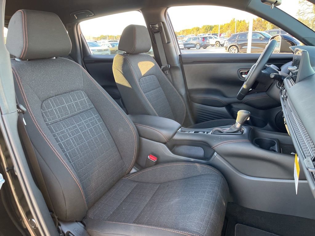Certified 2026 Honda HR-V Sport image 27