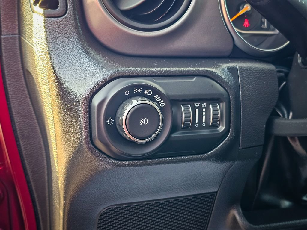 Certified 2022 Jeep Wrangler Sport S image 11