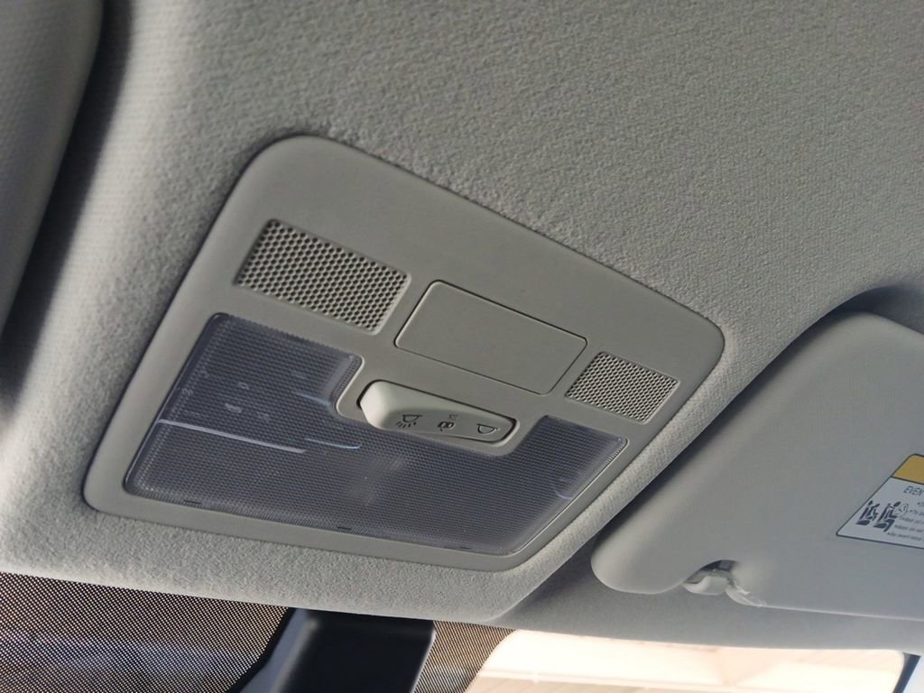 New 2026 Hyundai Venue SE FWD image 21