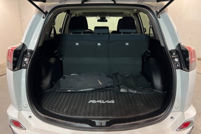 Used 2017 Toyota RAV4 XLE w/ All Weather Liner Package AWD/4WD image 22