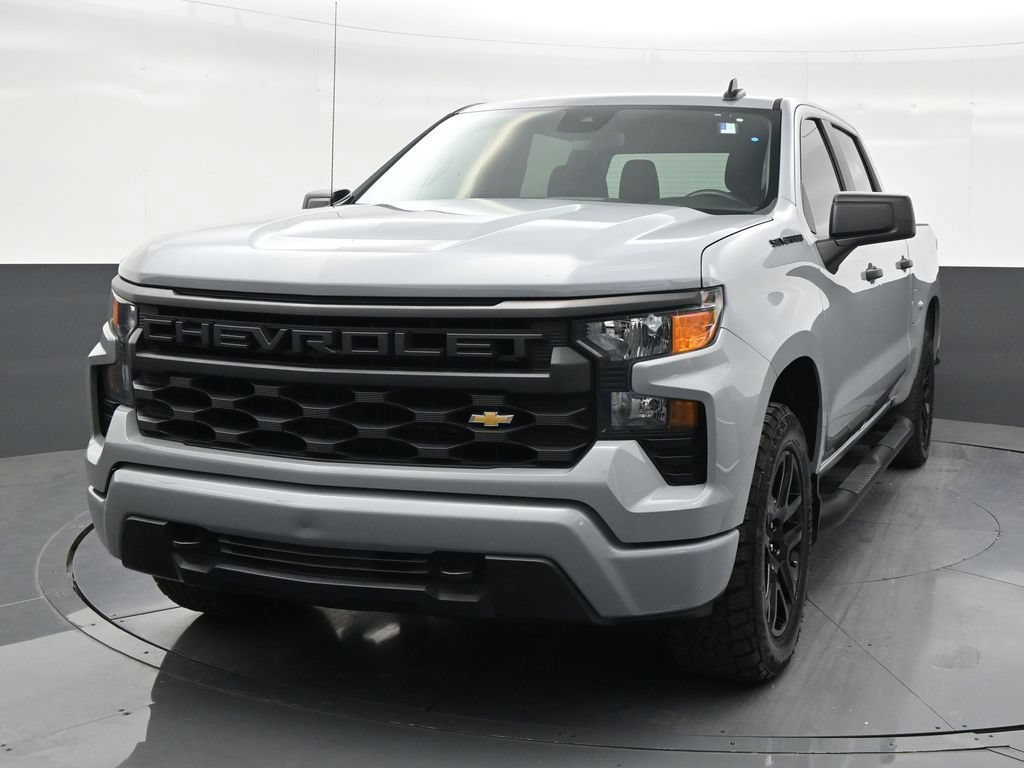 Used 2024 Chevrolet Silverado 1500 Custom w/ Turbomax Blackout Package RWD image 8
