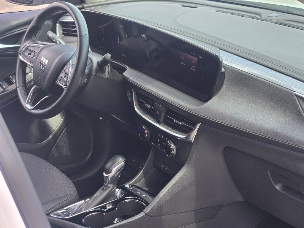 Used 2025 Buick Encore GX Preferred FWD image 8