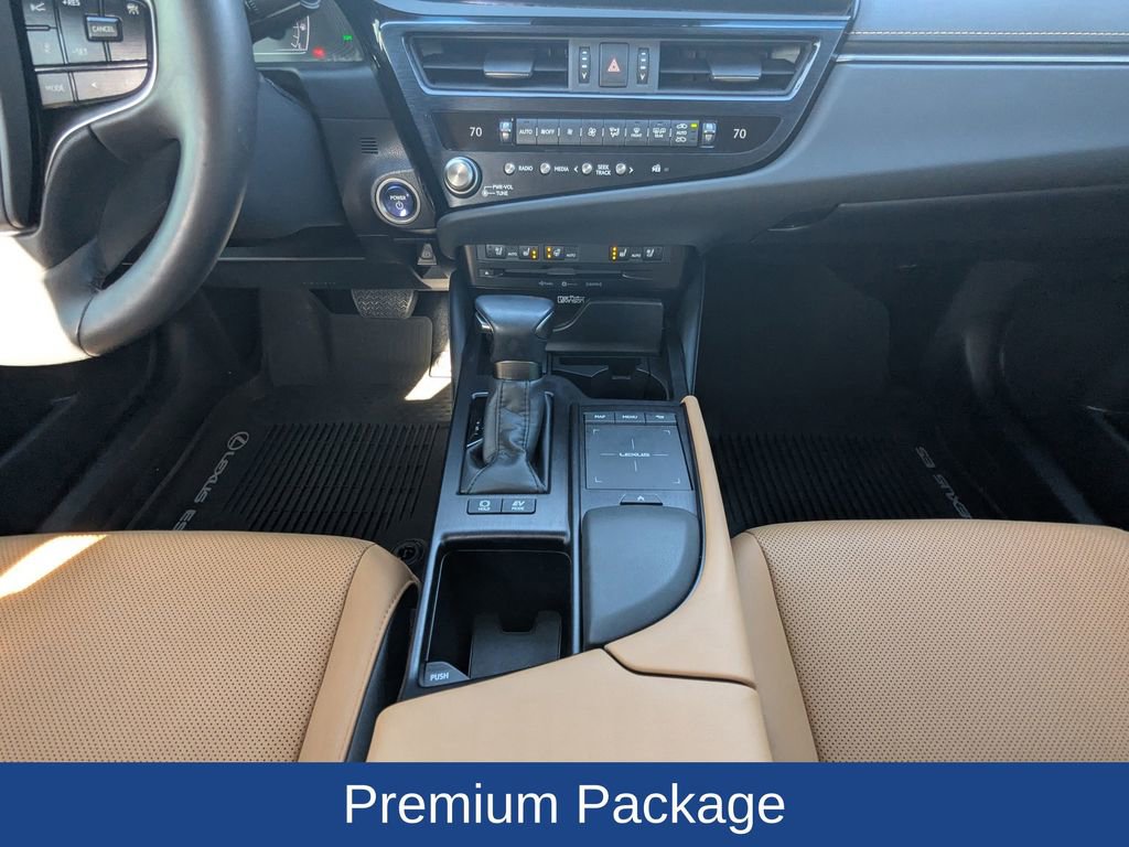Used 2022 Lexus ES 300h w/ Premium Package image 23