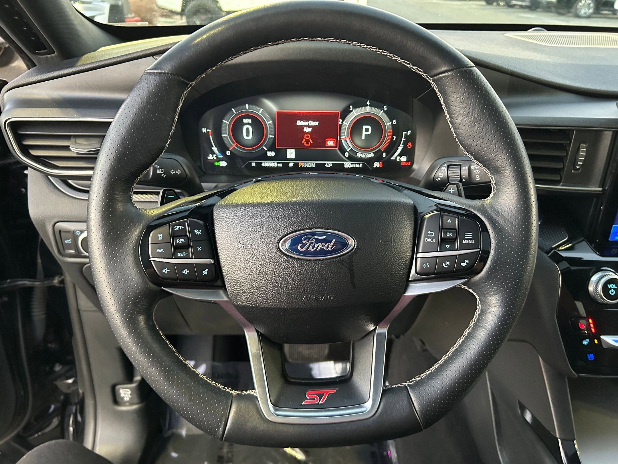 Used 2022 Ford Explorer ST w/ Equipment Group 401A image 12