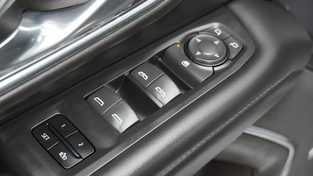 Used 2024 Chevrolet Suburban LT image 21