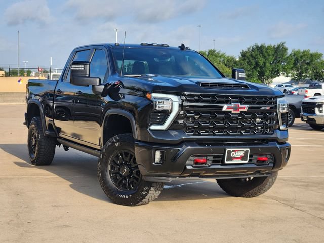 Used 2025 Chevrolet Silverado 2500 ZR2 w/ Technology Package AWD/4WD video 2
