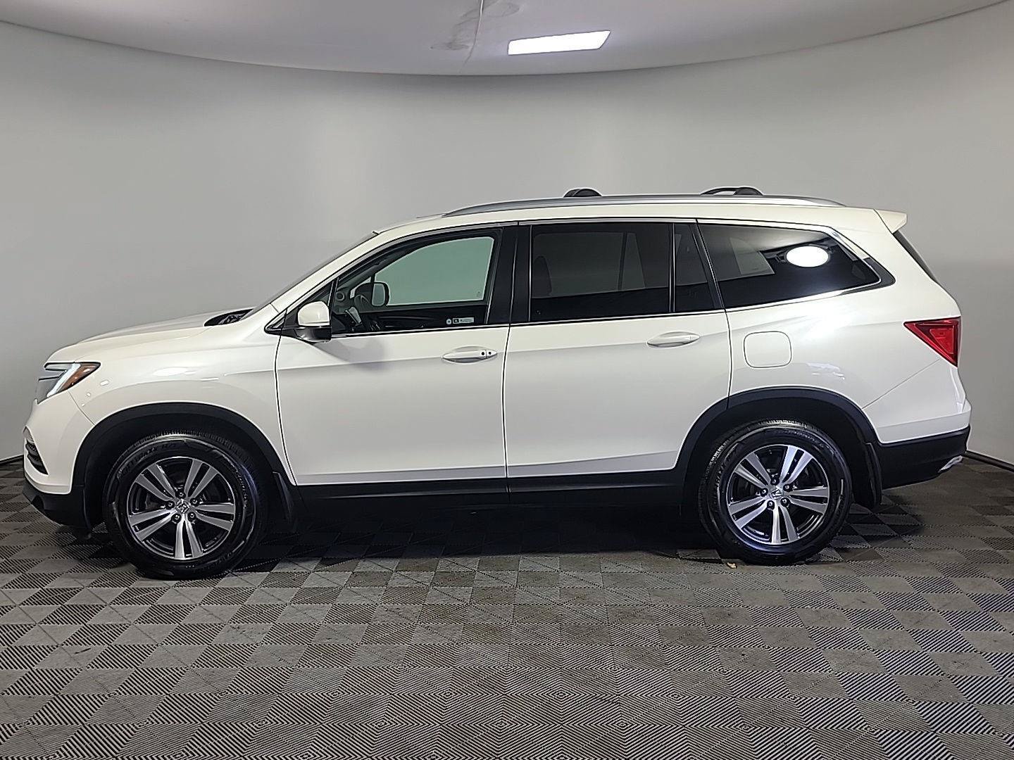 Certified 2018 Honda Pilot EX-L image 12
