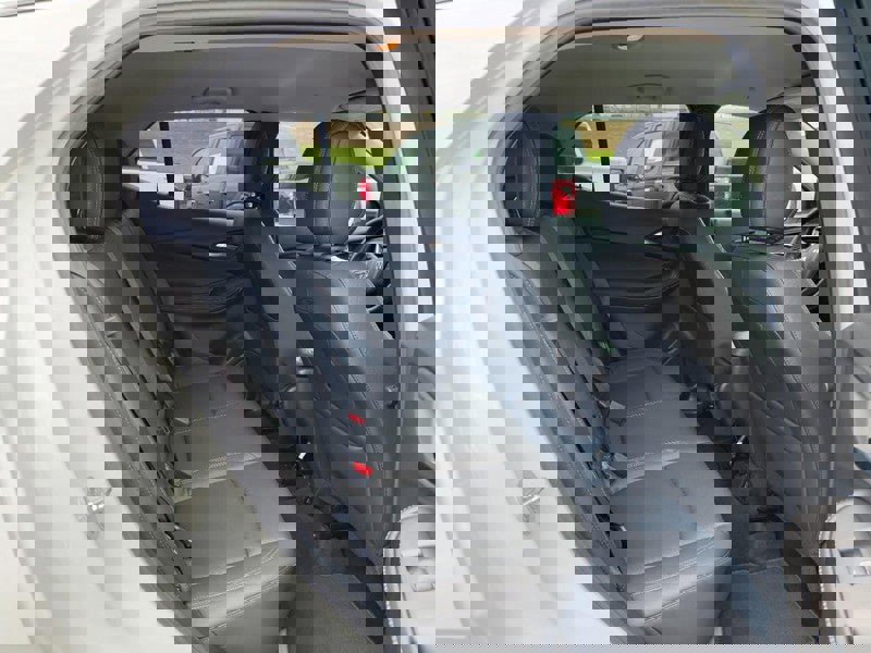 Used 2024 Buick Encore GX Sport Touring image 9