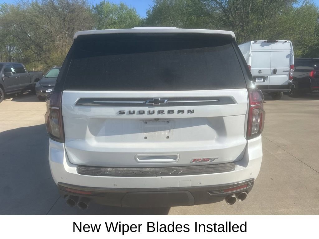 Certified 2022 Chevrolet Suburban RST w/ Sport Performance Package image 9