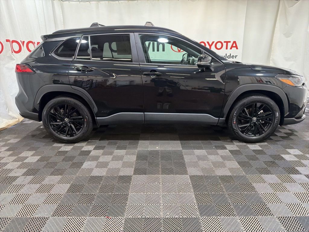 Used 2024 Toyota Corolla Cross AWD Hybrid image 8