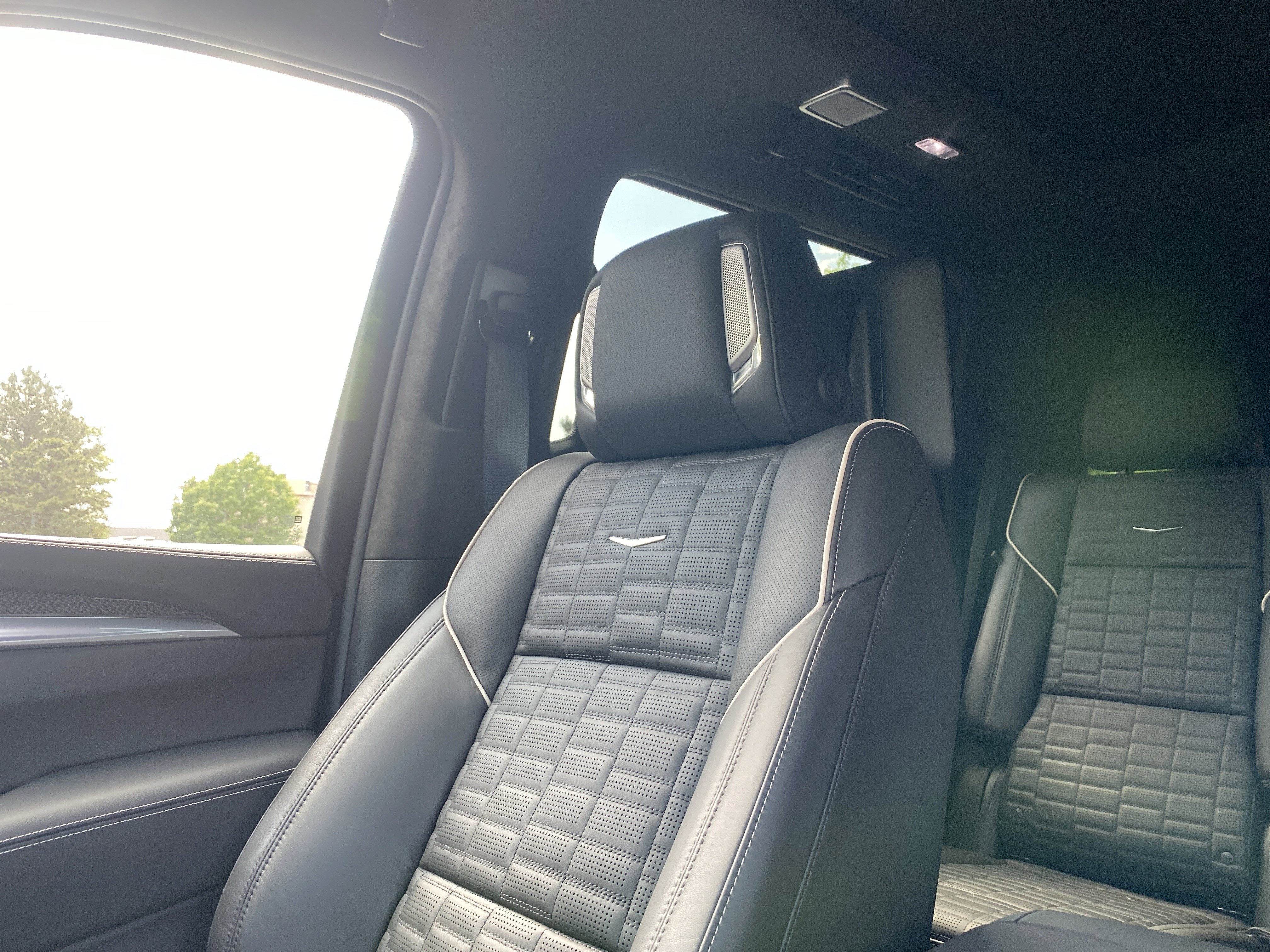 Used 2026 Cadillac Escalade V AWD/4WD image 21