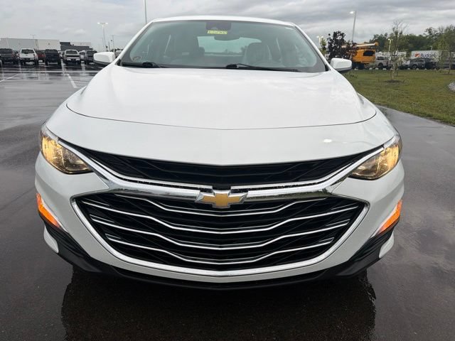 Used 2020 Chevrolet Malibu LS w/ Driver Confidence Package II FWD image 3