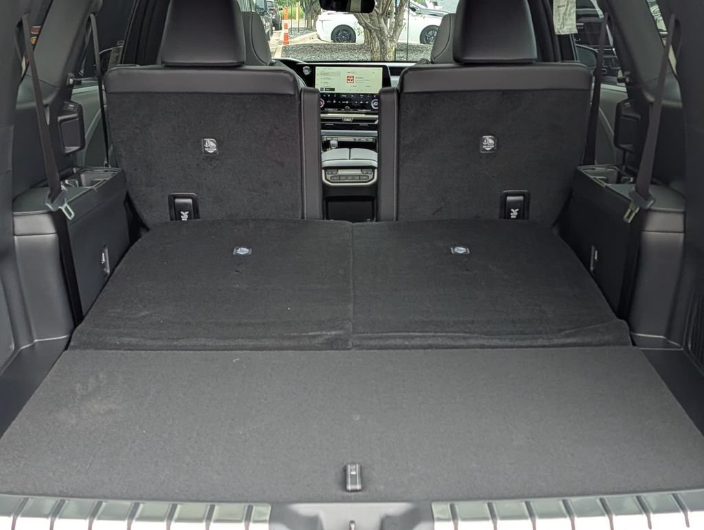 New 2026 Lexus TX 350 AWD image 10