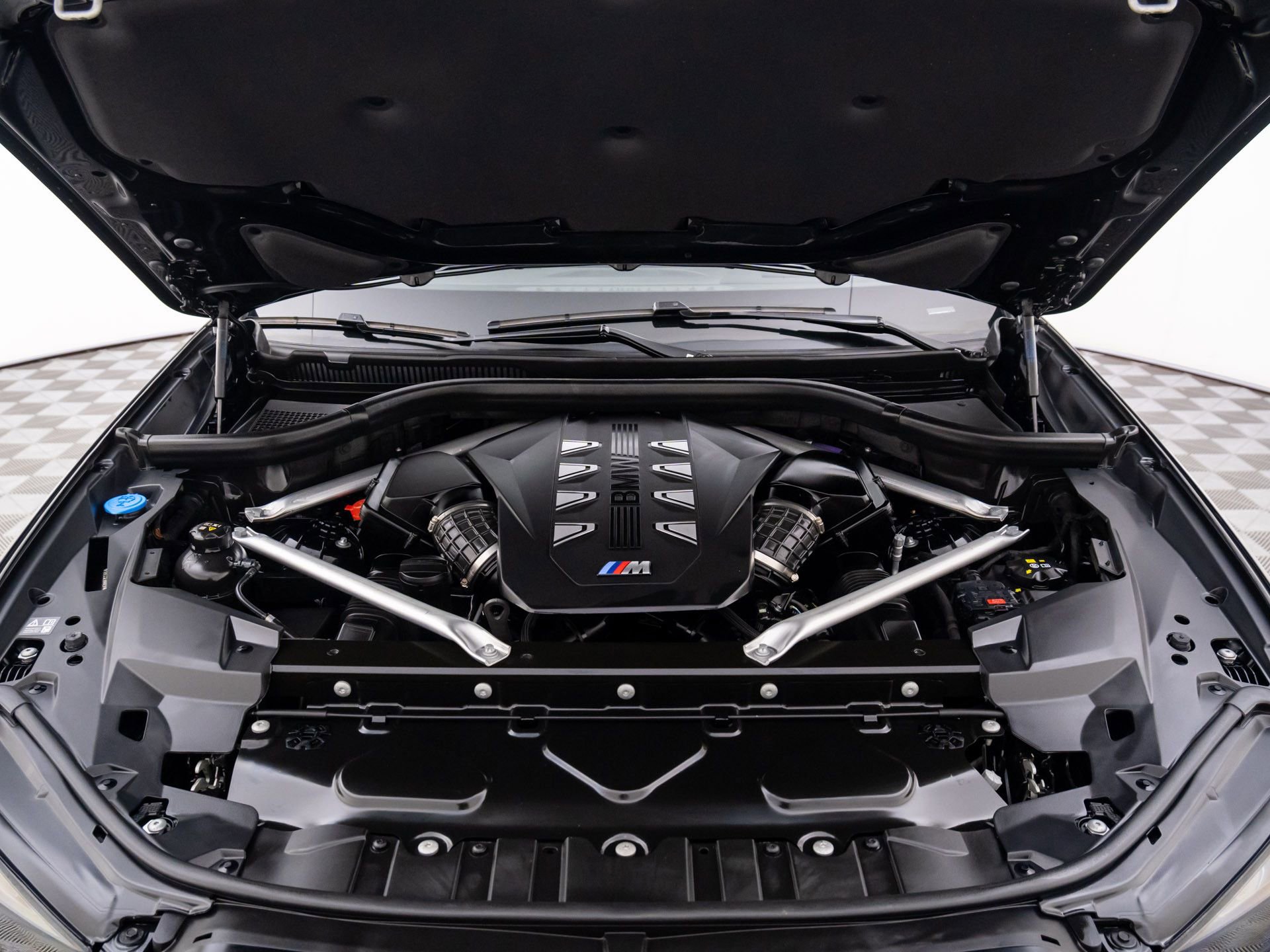 Used 2024 BMW X5 M60i image 32