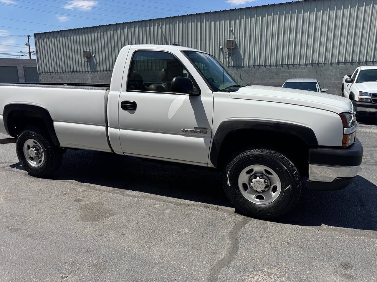 Used 2006 Chevrolet Silverado 2500 W/T w/ Heavy-Duty Power Package AWD/4WD image 10